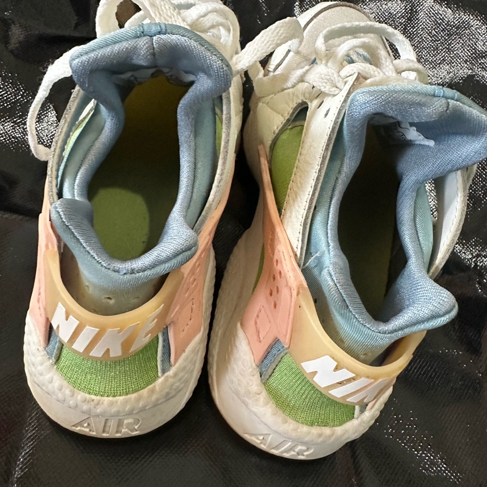 Nike Kids Sneakers - Pastel Blue, Green, Pink